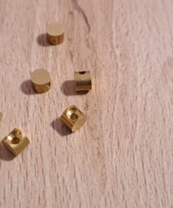 Pájecí vsuvka D 5x4, otvor 1,8mm