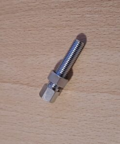 Stavěcí šroub M7 x 30