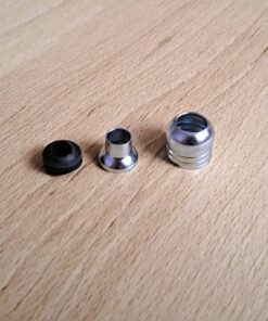 Matice vývodu vysokonapěťového kabelu.